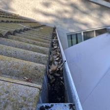 Grade-A-Roof-wash-gutters-cleaning 3